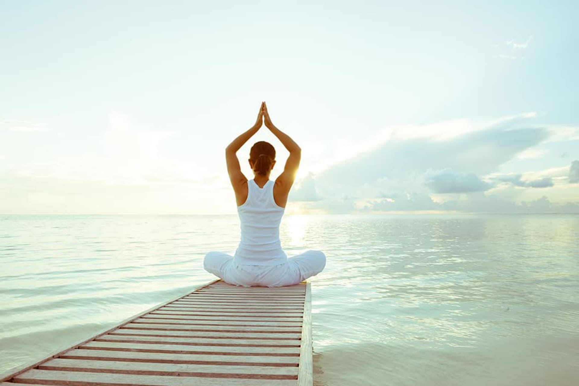 yoga-on-the-beach-marjan-island-uaevacay